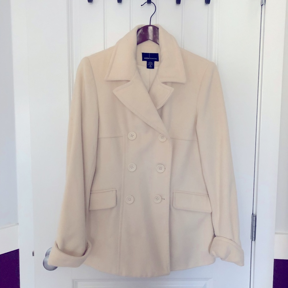 Moda button-up coat in cream - size med